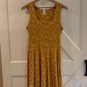 Women’s Mustard Yellow Floral Handkerchief Hem Casual Dress